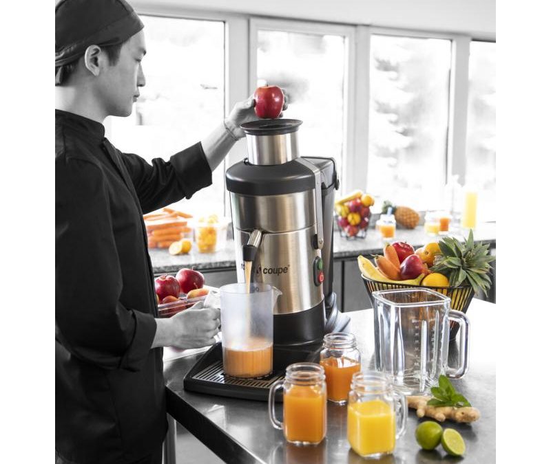 Les extracteurs de jus qui s’adaptent automatiquement aux différents types de fruits